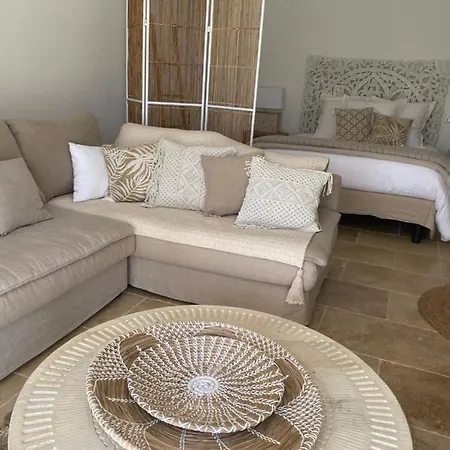 Casa Di L'ortu ベッド・アンド・ブレックファスト 4*