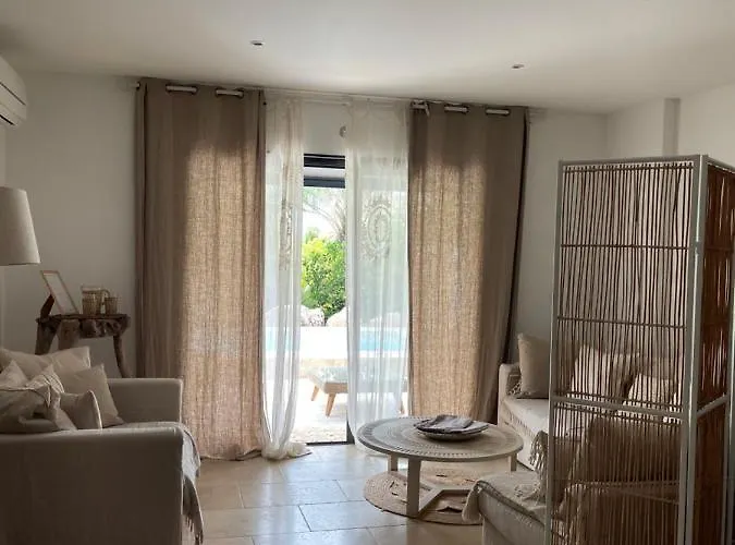 Casa Di L'ortu Bed & Breakfast 4*